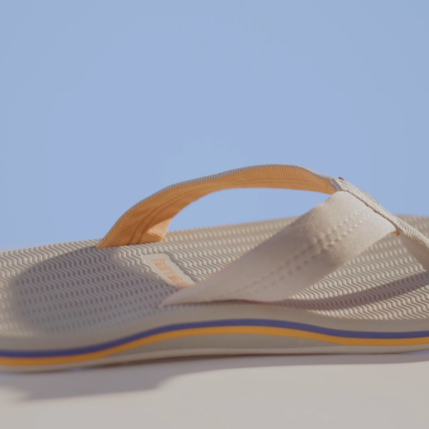 close up video showing details of Hari Mari Dunes - mens beach flip flops