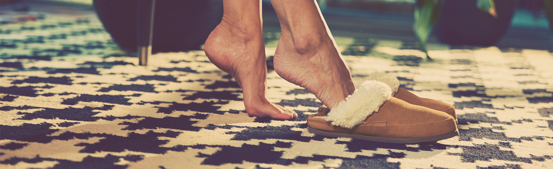 women's leather slippers