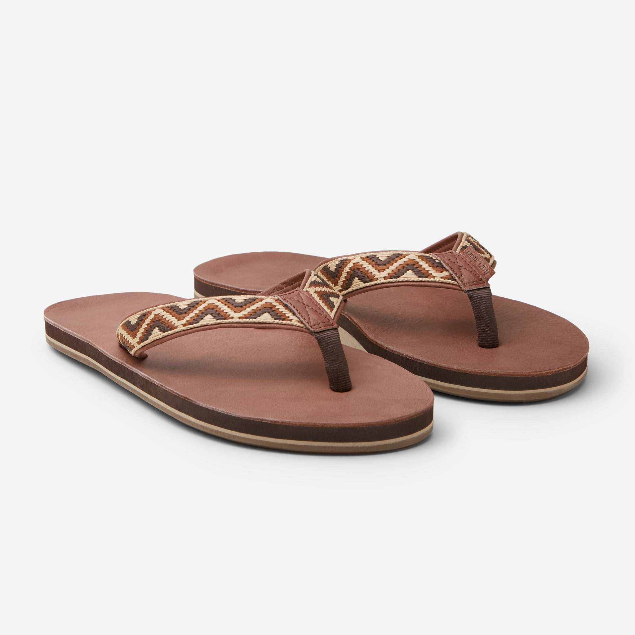 Hari Mari Men'a Fields Camino Flip Flops in chocolate/multi on white background
